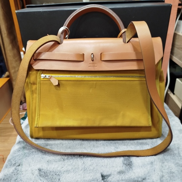 Túi Hermes vải vàng kèm pound , charm KG+