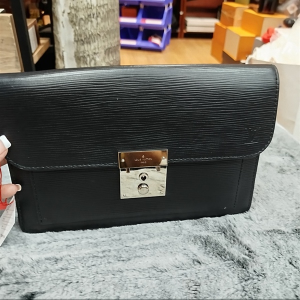 Túi Lv vân đen (thiếu strap) +