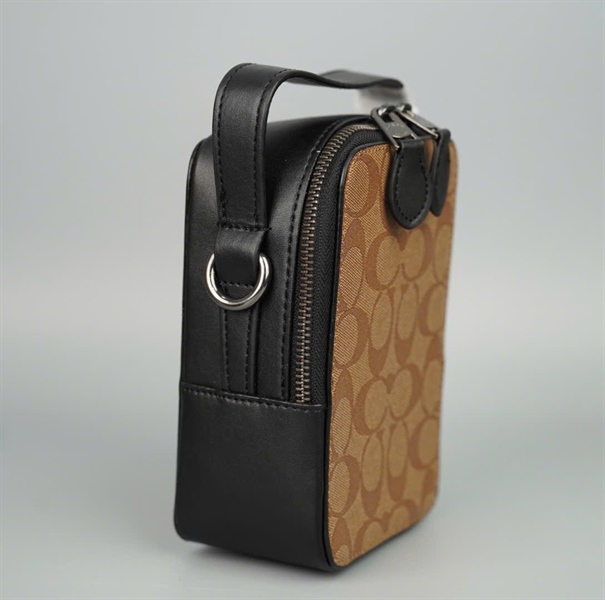 Túi Coach đeo chéo dáng đứng màu nâu sz11 +