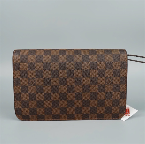 Clutch LV ô vuông nâu đậm SN1008 (LT)KG+