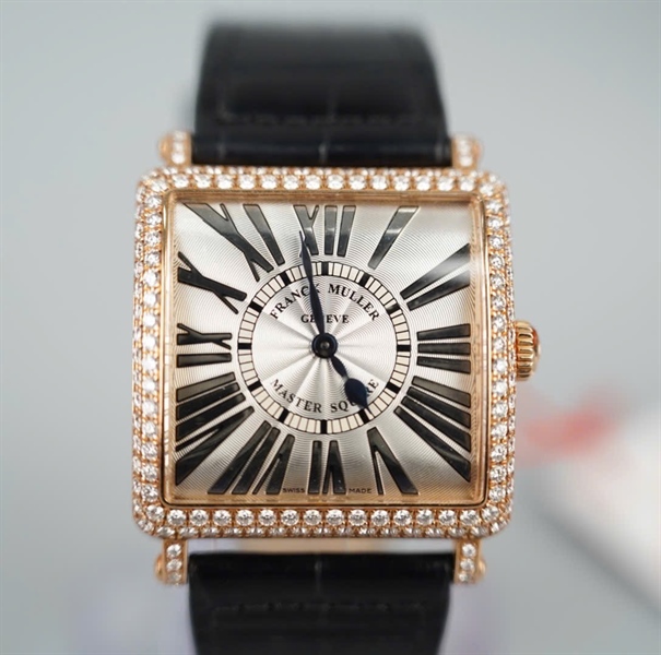 Đồng hồ Franck Muller mặt vuông quai đen (No40) KG+