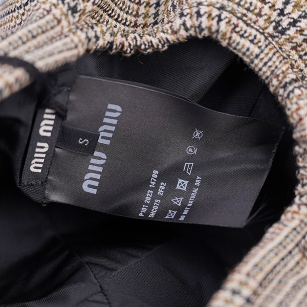 Nón Miu Miu sọc xám KG+