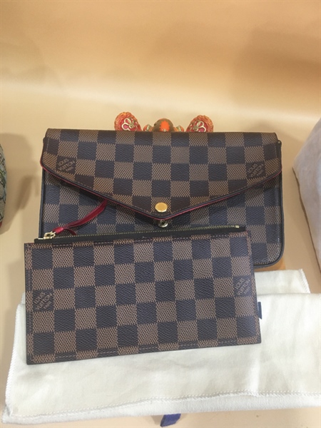 Túi LV ô vuông nâu