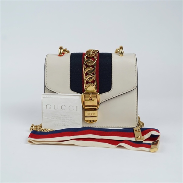 Túi GG Sylvie trắng (431666-493075) sz18 (TH) KG+