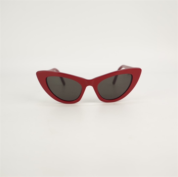 Kính YSL màu đỏ KG+