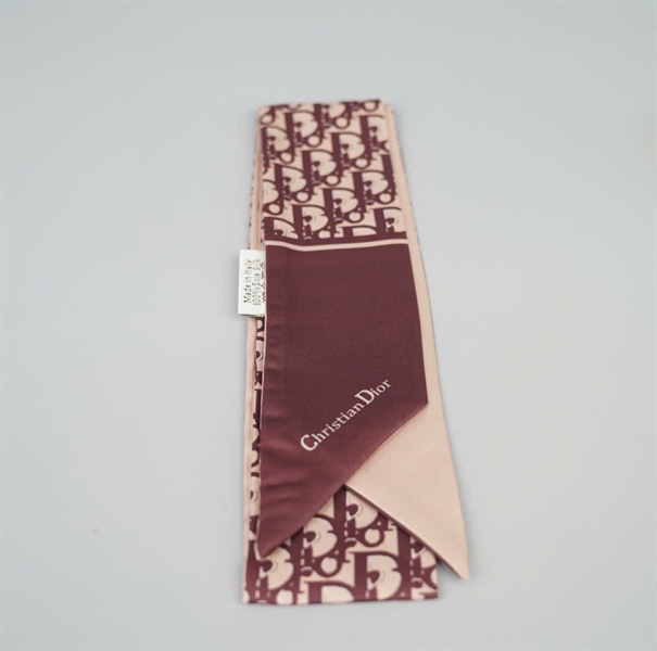 Khăn Dior nâu (HC)+