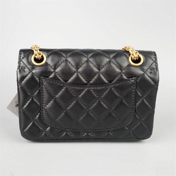 Túi Chanel đen đính charm (AAK74C5L) sz20 (BMC) KG+