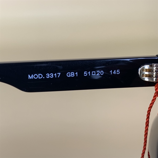 Kính Versace gọng đen KG+