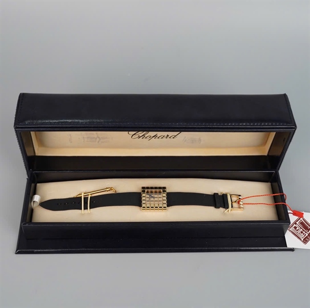 Đồng hồ Chopard mặt vuông dây đen (736882) sz25 (HC) +