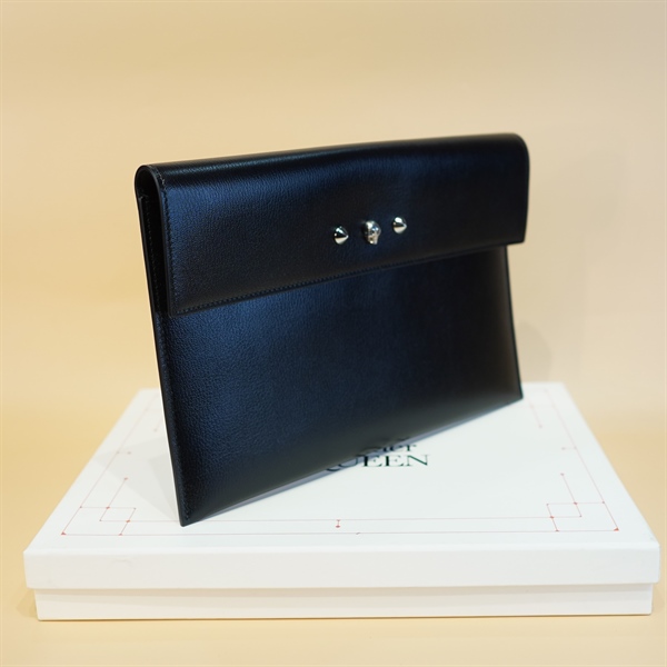Túi Alexander McQueen Đen Clutch KG+