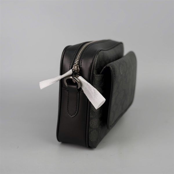 Túi Coach đeo chéo đen có nắp kèm 2 strap sz23 +