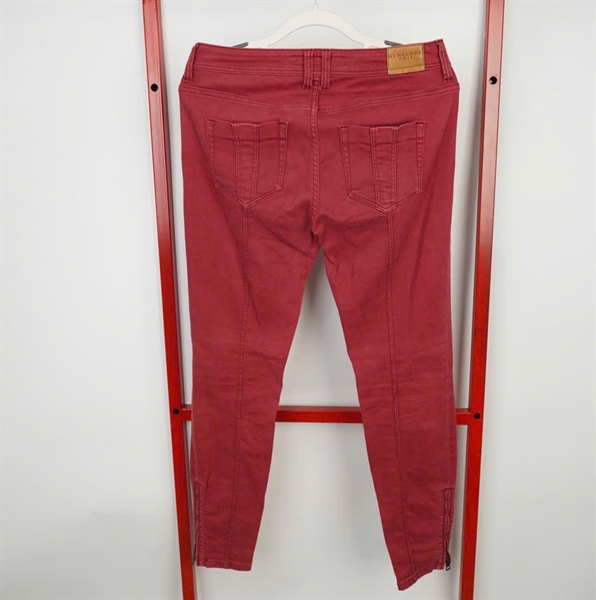Quần BBR đỏ sz28 KG +