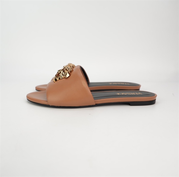 Dép Versace màu nâu size 38 KG+