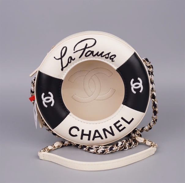 Túi Chanel tròn trắng đen (26919729) sz18 KG+