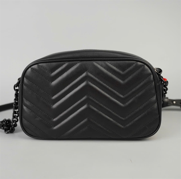 Túi GG Marmont đeo chéo đen (447632213317) sz24 (BMC)+