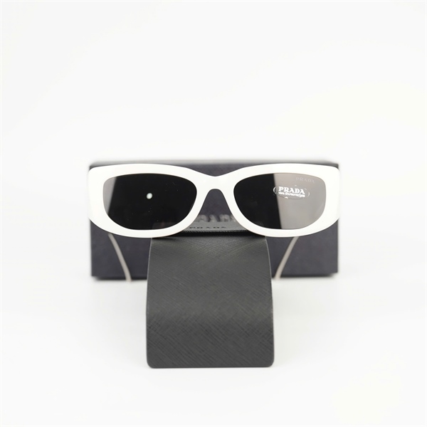 Mắt kính Prada màu trắng SPR14Y KG +