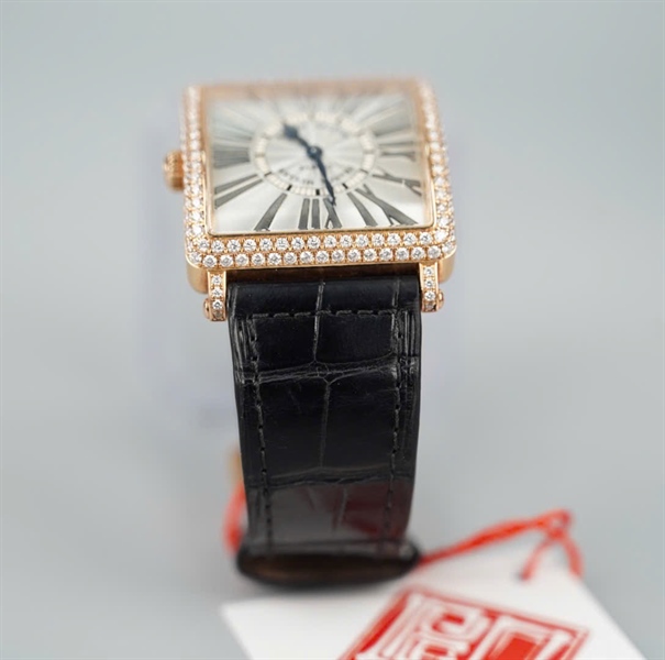 Đồng hồ Franck Muller mặt vuông quai đen (No40) KG+