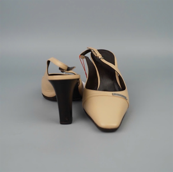 Giày Bally nude sz38 đế 8p KG+