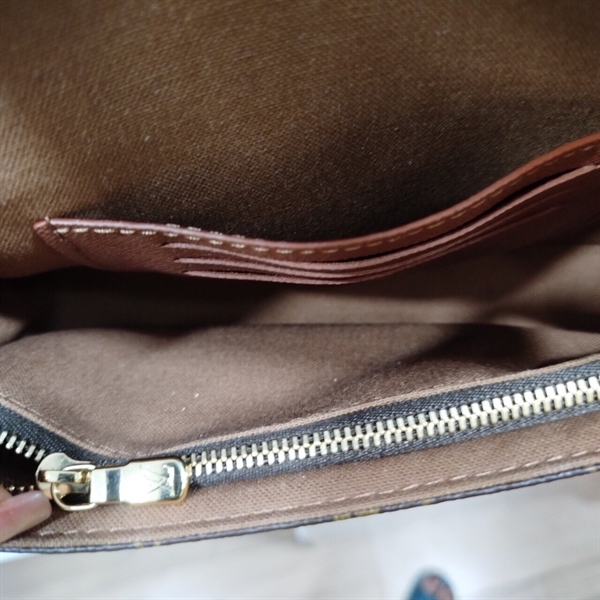 Túi LV Hoa Nâu 25cm KG+