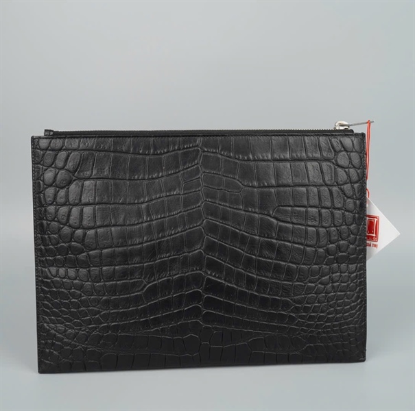 Tú YSL Clutch đen vân sz29 KG+