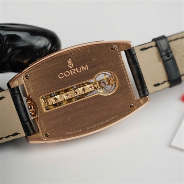 Đồng hồ Corum đen (2290421) kim độ sz32 (HC) KG+