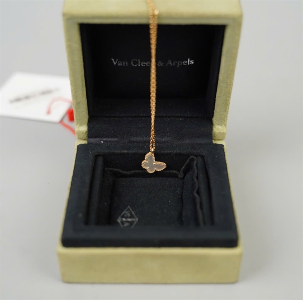 Dây chuyền Van Cleef mặt bướm trắng (HC)+
