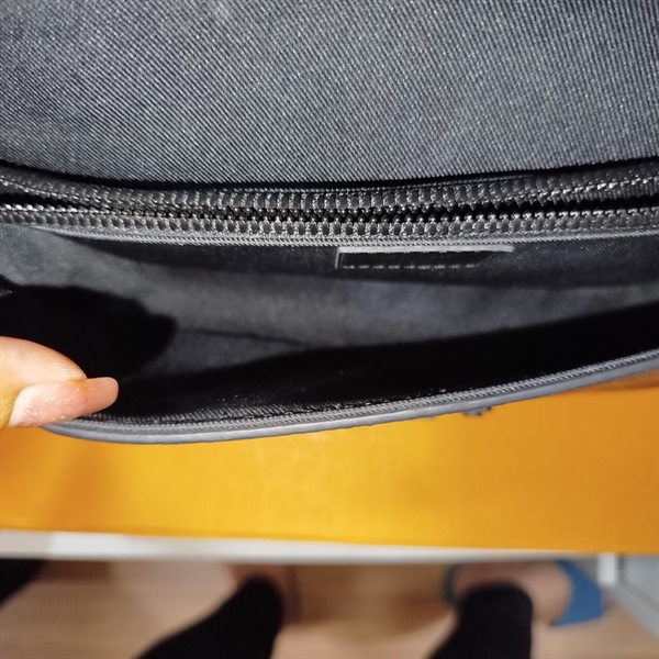 Túi LV Hoa nâu Nắp Đen KG+