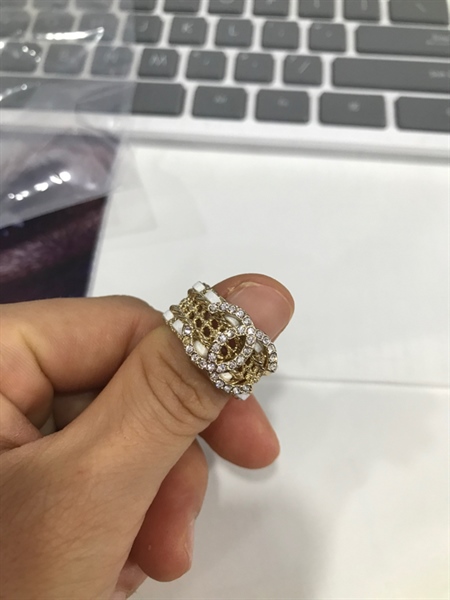 Nhẫn Chanel Có Gờ+