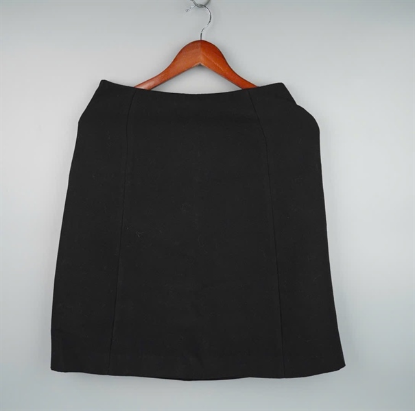 Váy Prada màu đen sz40 KG+
