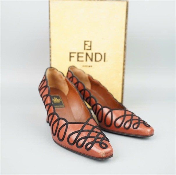 Giày Fendi màu nâu cao 7p sz36.5 KG+