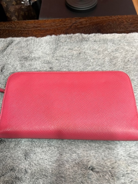 VÍ dài hồng prada+