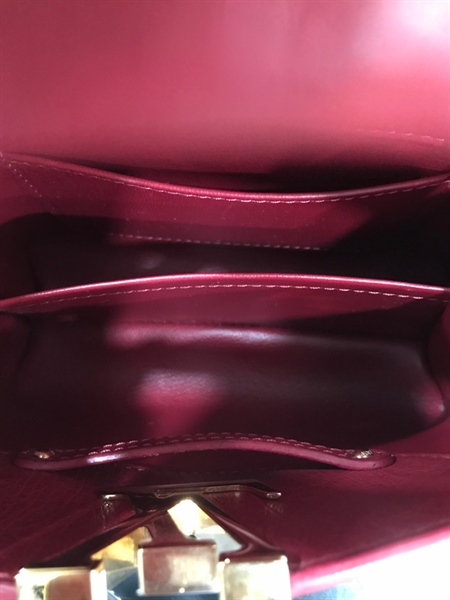 Túi LV Cá Sấu Đỏ KG+