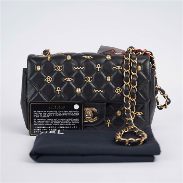 Túi Chanel Charm đen (28013139) sz20 (BQ) KG+