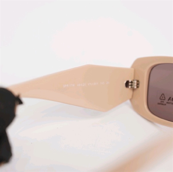 Mắt kính Prada nude SPR17W VYJ-6X1 KG+