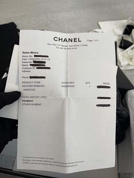 Túi Chanel trái tim màu đen +