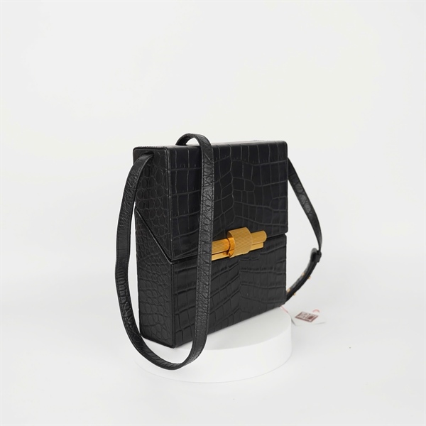Túi Bottega hộp đen sz18 KG+