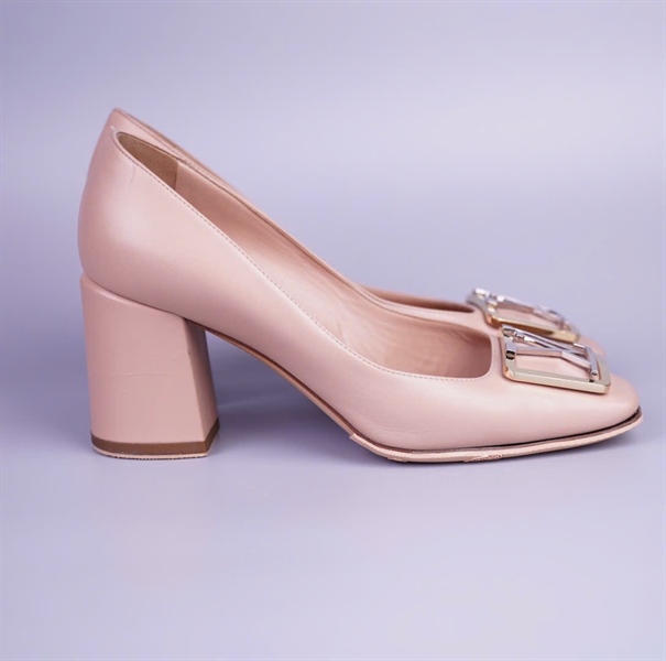 Giày LV màu nude cao 7p sz 38 KG+