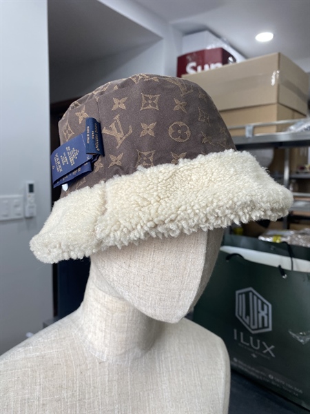 Nón LV trắng +