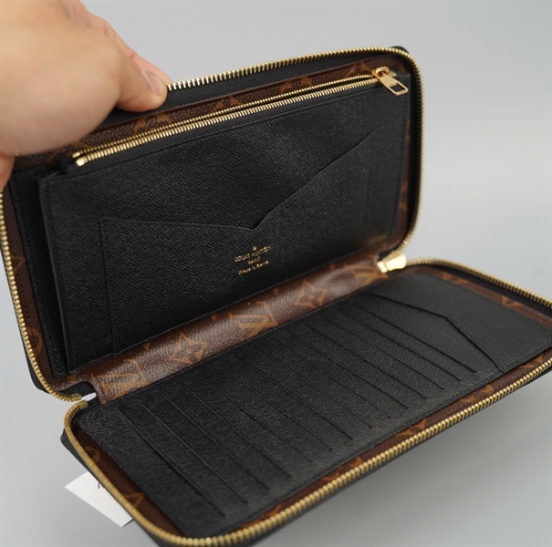 Túi LV clutch hoa nâu viền đen sz24 KG+