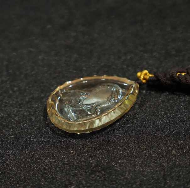 Mặt Chúa thạch anh cắt giác KG+