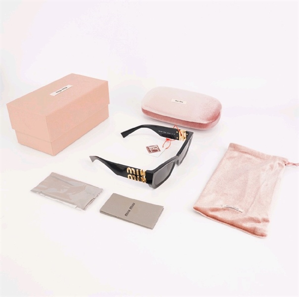 Mắt kính Miu Miu SMU 09W 135 KG+