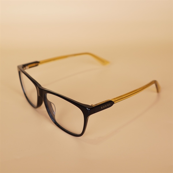 Kính GG gọng đen vàng KG+