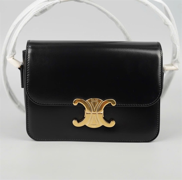 Túi Celine Triomphe đen bóng (U-RG-1204) sz18 (A-T) KG+