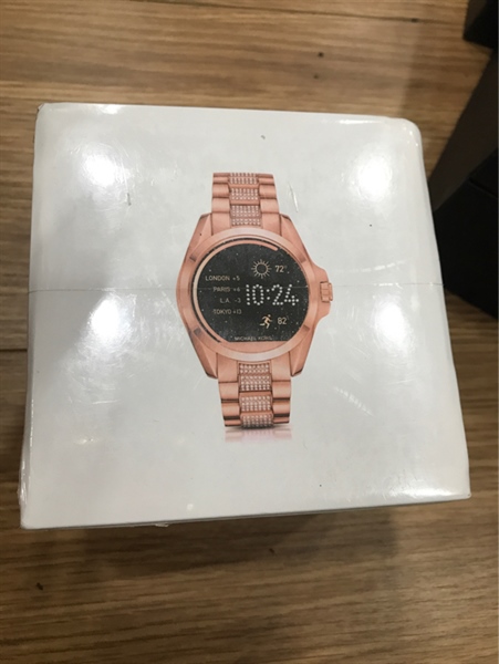 Đồng hồ nam Michael Kors Accness vàng hồng KG+