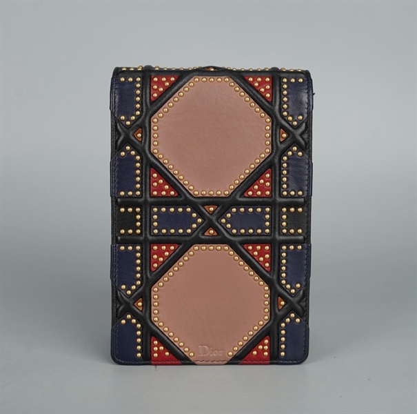 Túi Dior đeo chéo đen đính cườm sz11 KG+