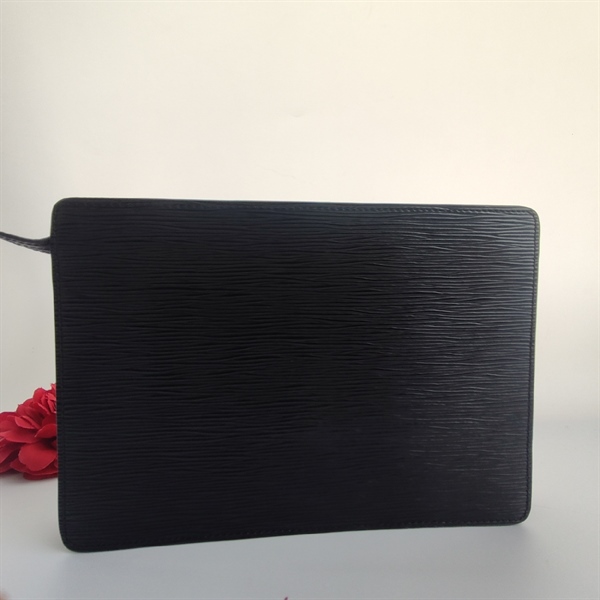 Túi LV clutch