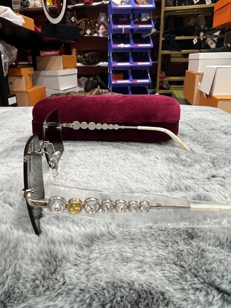 Kính GG đen gọng kính đính hạt đá KG+