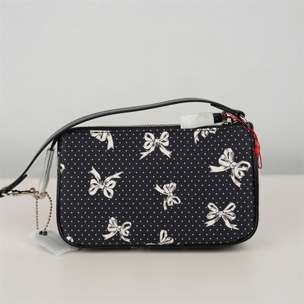 Túi Coach kẹp nách đen nơ sz19 +