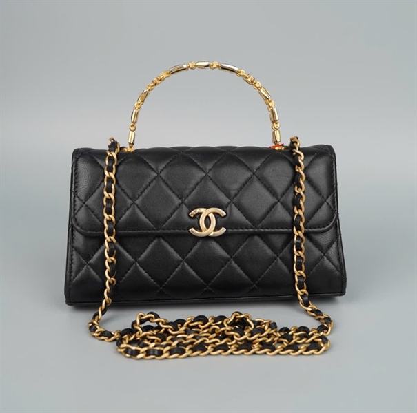 Túi Chanel Handle đen (CK8AKLP1) sz18 (HC)+