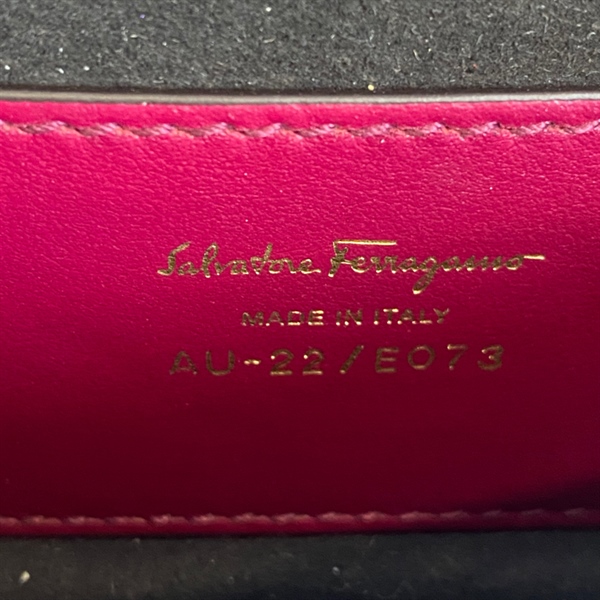 Túi Salvatore Ferragamo
